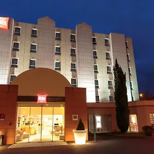 https://ibis-clermont-ferrand-sud-herbet.hotels-rhonealpes.com